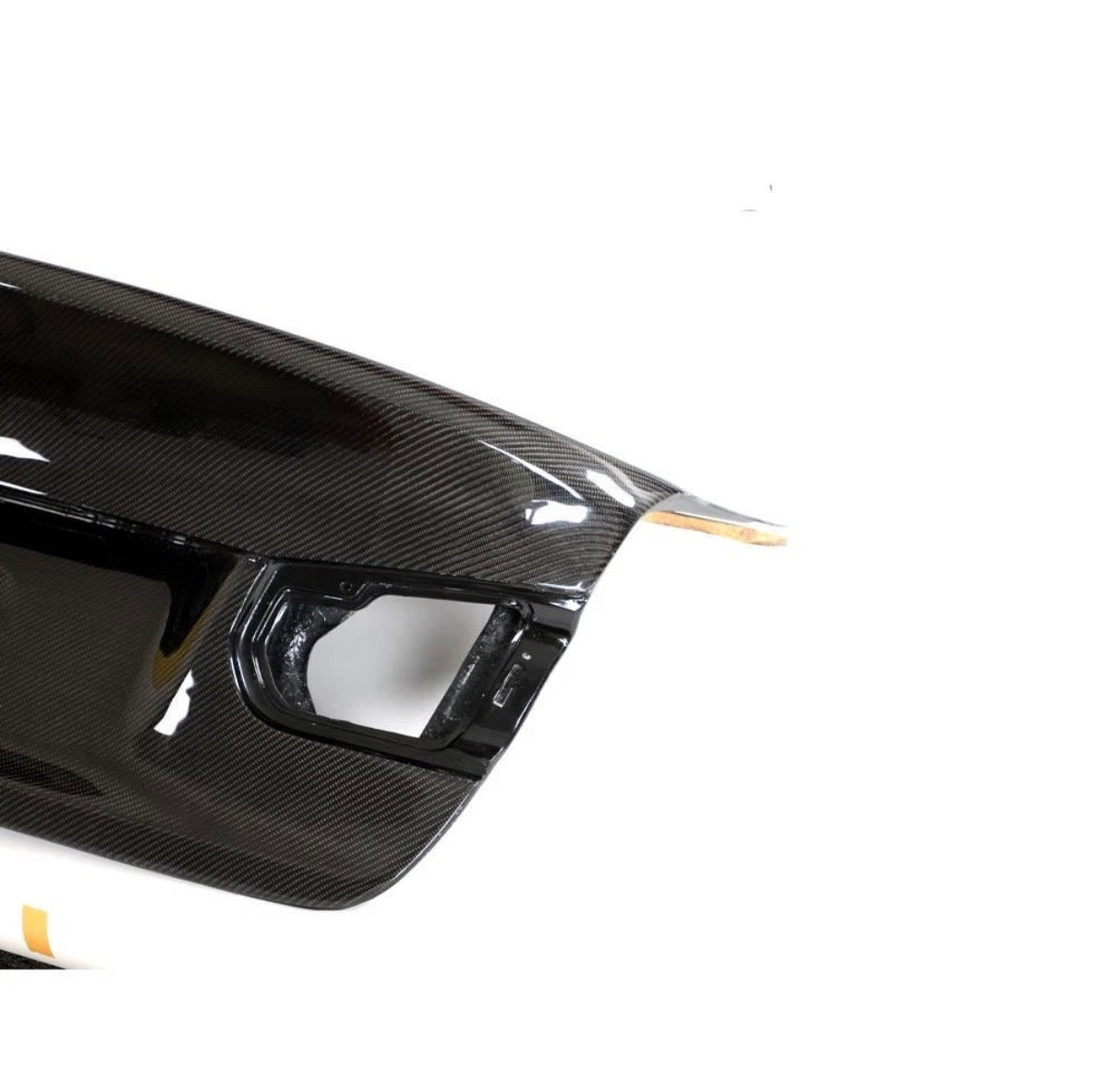 CSL Designed Carbon Fiber Trunk (F80 & F30)